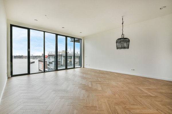 Medium property photo - Hellingstraat 50, 1033 WW Amsterdam